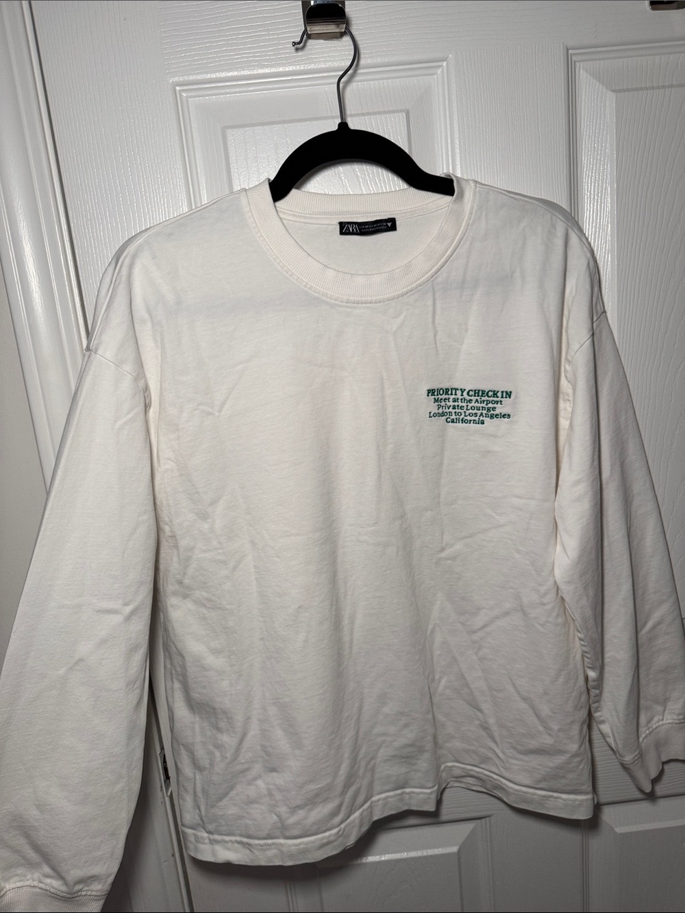 Zara White Long Sleeve Tee with Dark Green Script Print